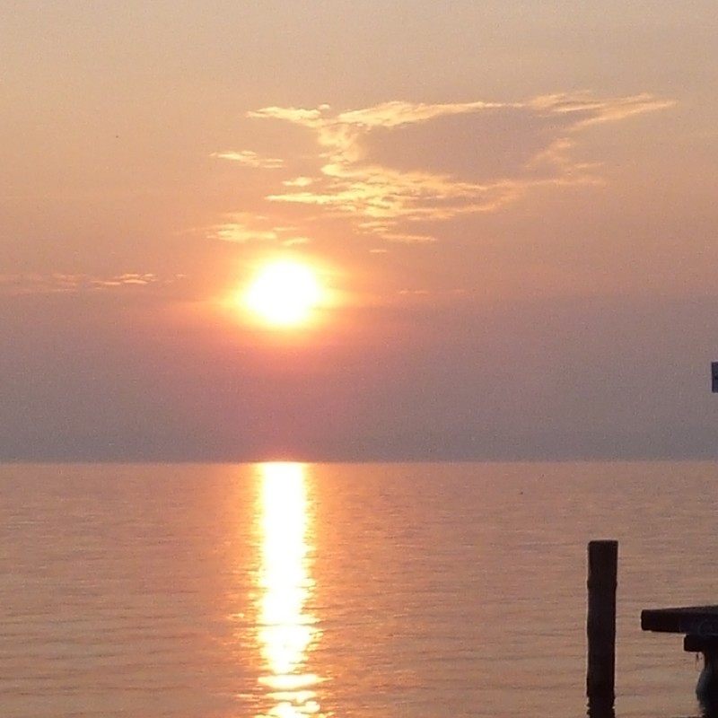 Textures   -   BACKGROUNDS &amp; LANDSCAPES   -   SUNRISES &amp; SUNSETS  - Sunrise with lake background 18396 - HR Full resolution preview demo