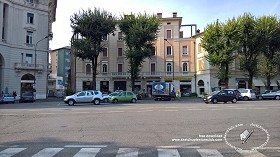 Textures   -   BACKGROUNDS &amp; LANDSCAPES   -  CITY &amp; TOWNS - Italy city urban area landscape 18073