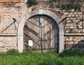 Textures   -   ARCHITECTURE   -   BUILDINGS   -   Doors   -  Main doors - Old damaged wood main door 18489