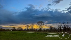 Textures   -   BACKGROUNDS &amp; LANDSCAPES   -   NATURE   -  Countrysides &amp; Hills - Morning countryside background 21218